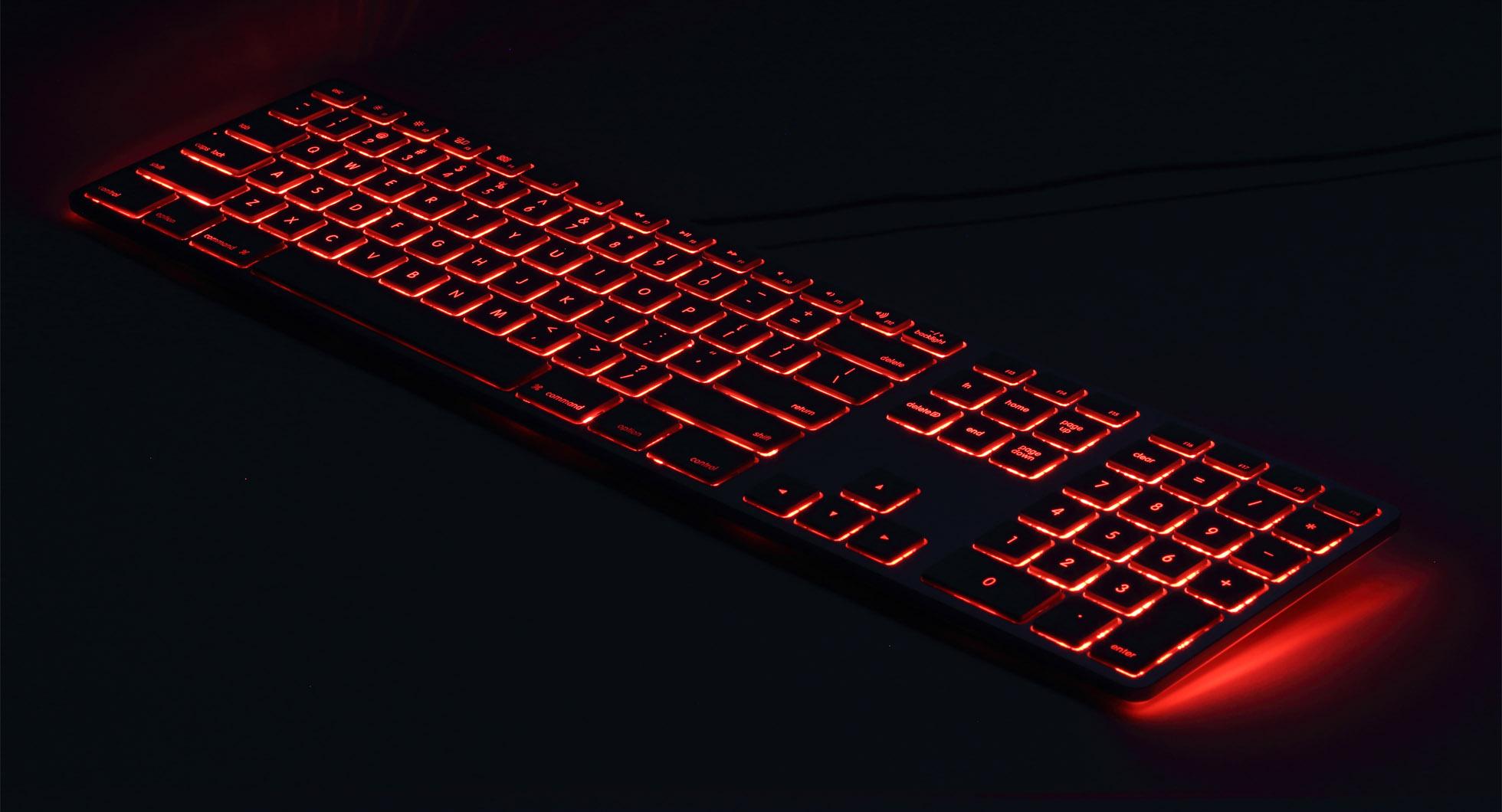 Matias Aluminium Tastatur mit RGB Hintergrundbeleuchtung DE für PC - Schwarz