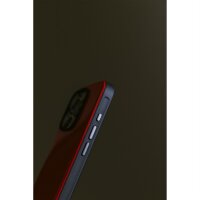 Nomad Sport Case für Apple iPhone 15 Pro - Night Watch Red
